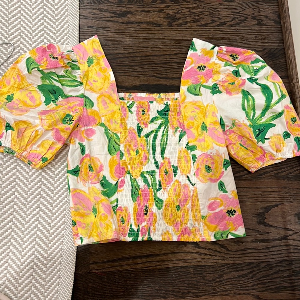 Floral top